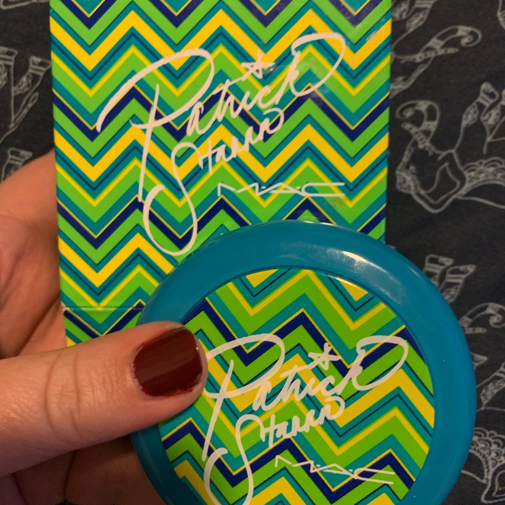 Almost new, Patrick Starrr (by MAC)